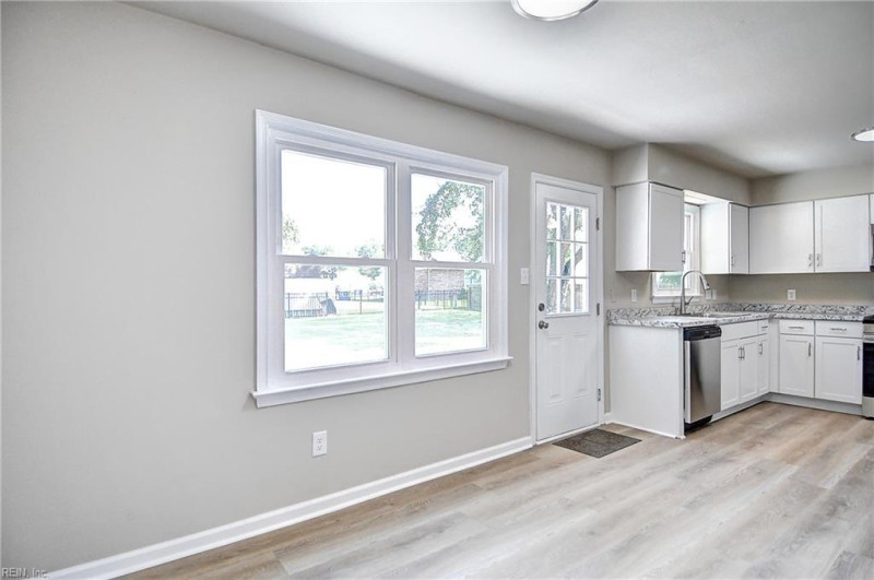 Photo 9 of 43 residential for sale in Portsmouth virginia Photo 9 of 43 residential for sale in Portsmouth virginia