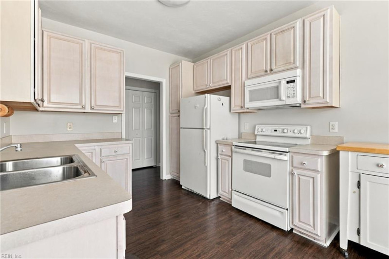 Photo 8 of 45 rental for rent in Virginia Beach virginia Photo 8 of 45 rental for rent in Virginia Beach virginia