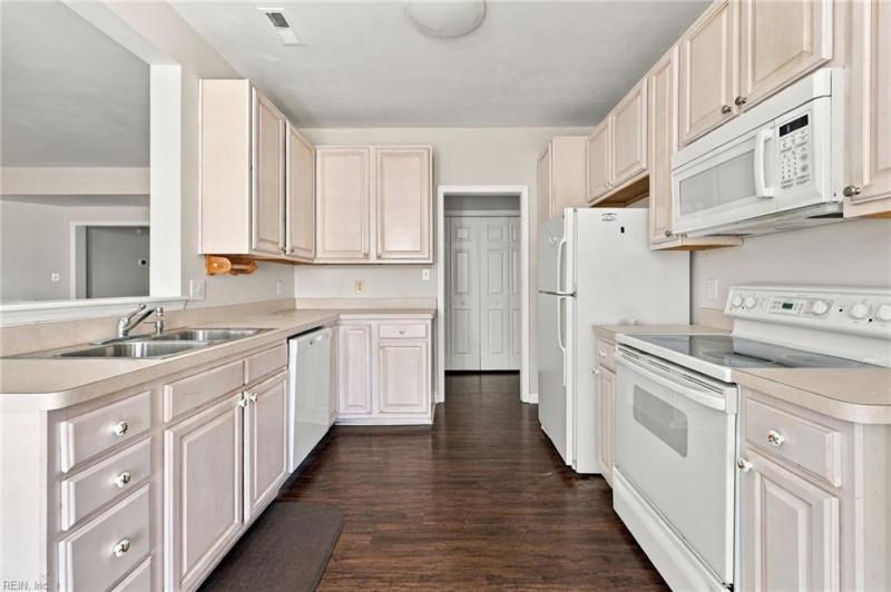 Photo 9 of 45 rental for rent in Virginia Beach virginia Photo 9 of 45 rental for rent in Virginia Beach virginia
