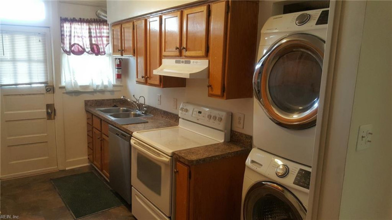 Photo 3 of 9 rental for rent in Norfolk virginia Photo 3 of 9 rental for rent in Norfolk virginia