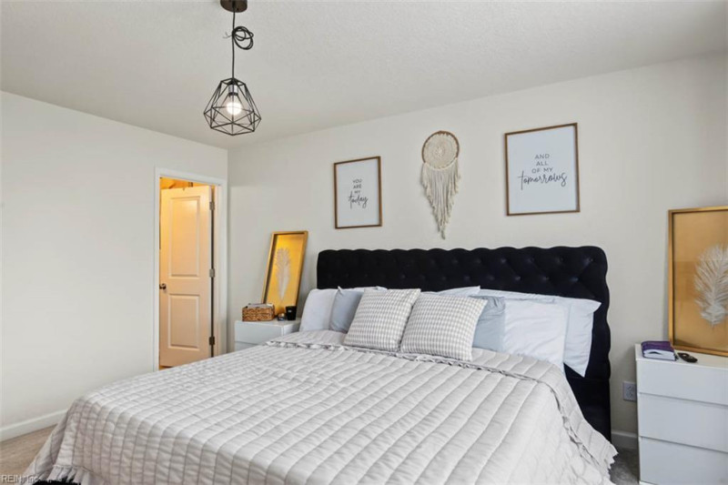 Photo 18 of 30 residential for sale in Suffolk virginia