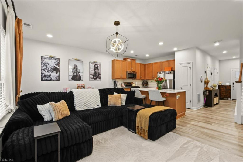 Photo 8 of 30 residential for sale in Suffolk virginia