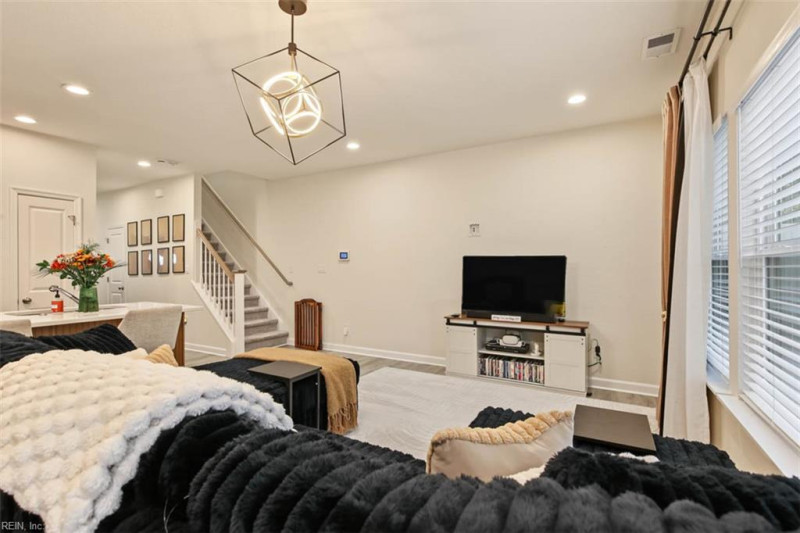 Photo 9 of 30 residential for sale in Suffolk virginia