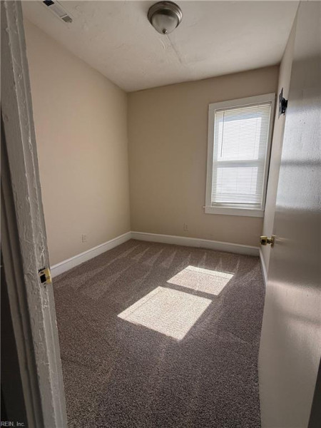 Photo 3 of 11 rental for rent in Norfolk virginia Photo 3 of 11 rental for rent in Norfolk virginia
