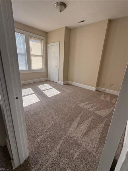 Photo 4 of 11 rental for rent in Norfolk virginia Photo 4 of 11 rental for rent in Norfolk virginia