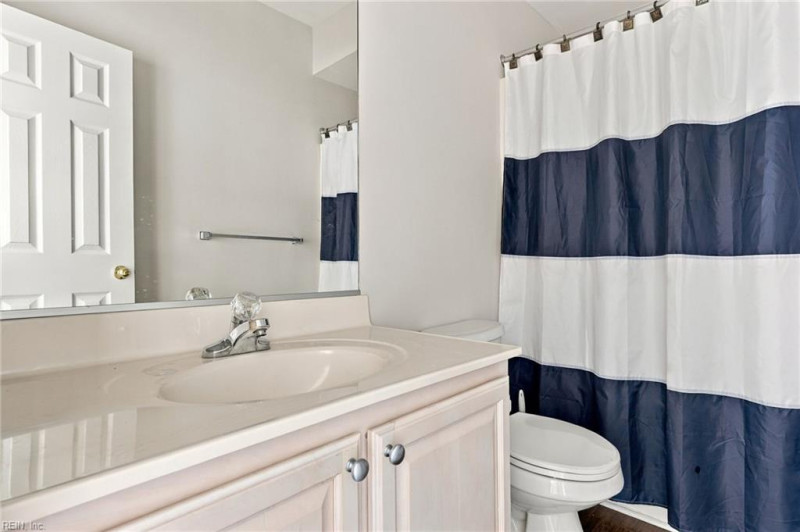 Photo 21 of 45 residential for sale in Virginia Beach virginia