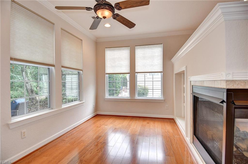 Photo 16 of 50 residential for sale in Virginia Beach virginia
