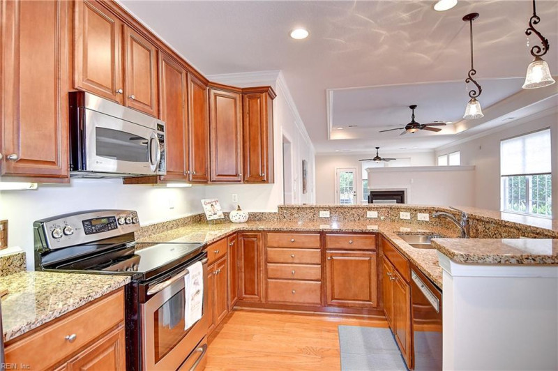 Photo 9 of 50 residential for sale in Virginia Beach virginia