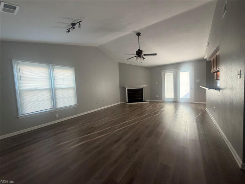 Photo 4 of 26 rental for rent in Virginia Beach virginia Photo 4 of 26 rental for rent in Virginia Beach virginia