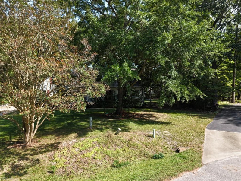 Photo 36 of 47 residential for sale in Isle of Wight County virginia Photo 36 of 47 residential for sale in Isle of Wight County virginia