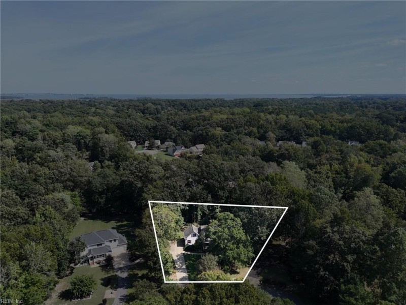 Photo 43 of 47 residential for sale in Isle of Wight County virginia Photo 43 of 47 residential for sale in Isle of Wight County virginia