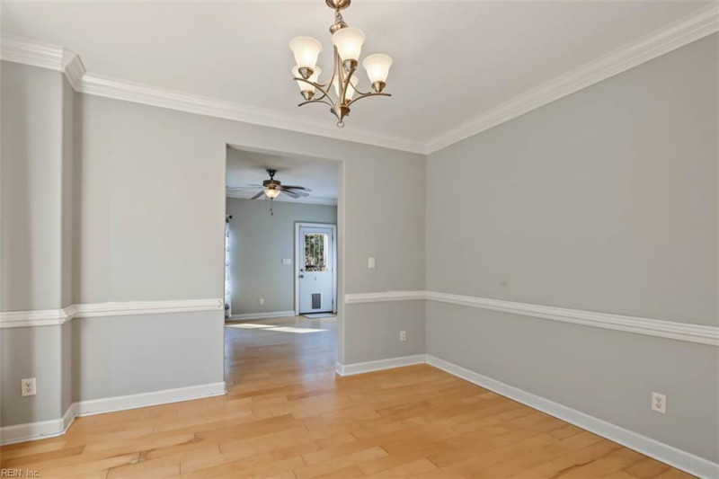 Photo 13 of 50 residential for sale in Newport News virginia Photo 13 of 50 residential for sale in Newport News virginia