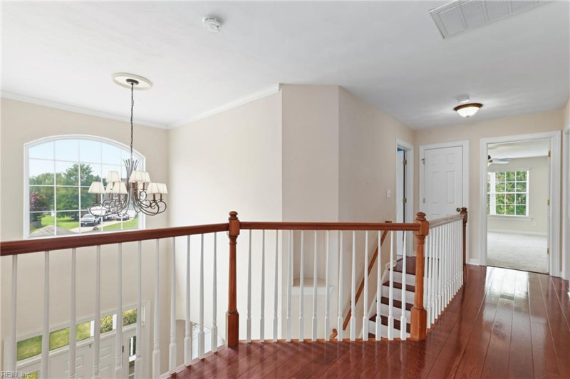 Photo 20 of 40 residential for sale in Chesapeake virginia