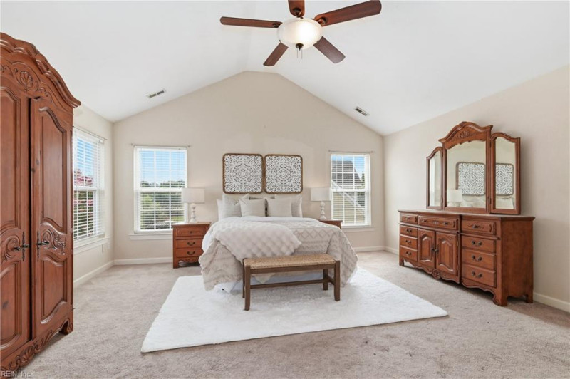 Photo 24 of 40 residential for sale in Chesapeake virginia