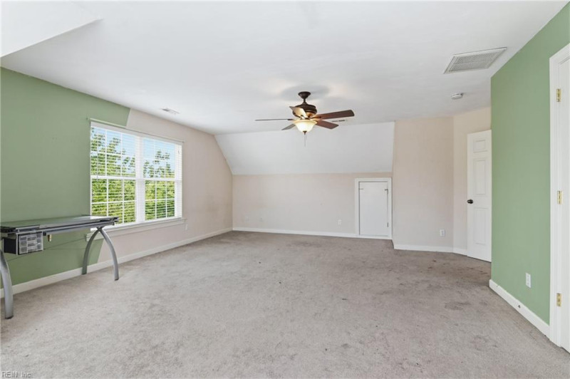 Photo 29 of 40 residential for sale in Chesapeake virginia