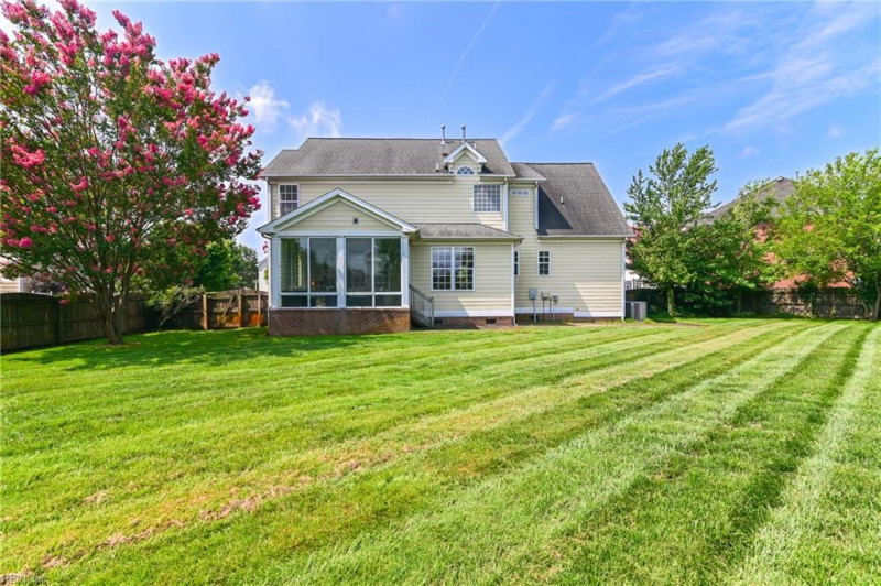 Photo 37 of 40 residential for sale in Chesapeake virginia