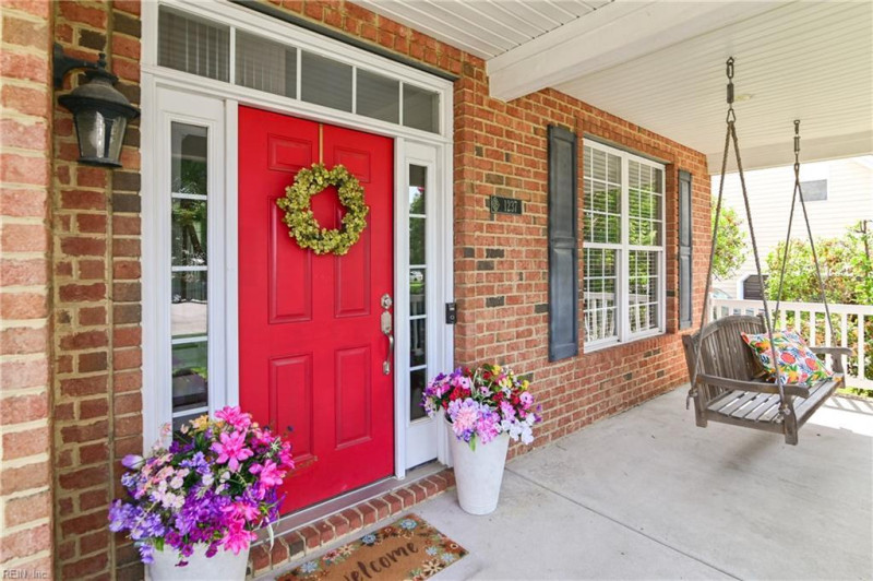 Photo 4 of 40 residential for sale in Chesapeake virginia