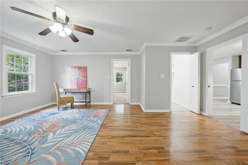 Photo 19 of 43 residential for sale in Chesapeake virginia