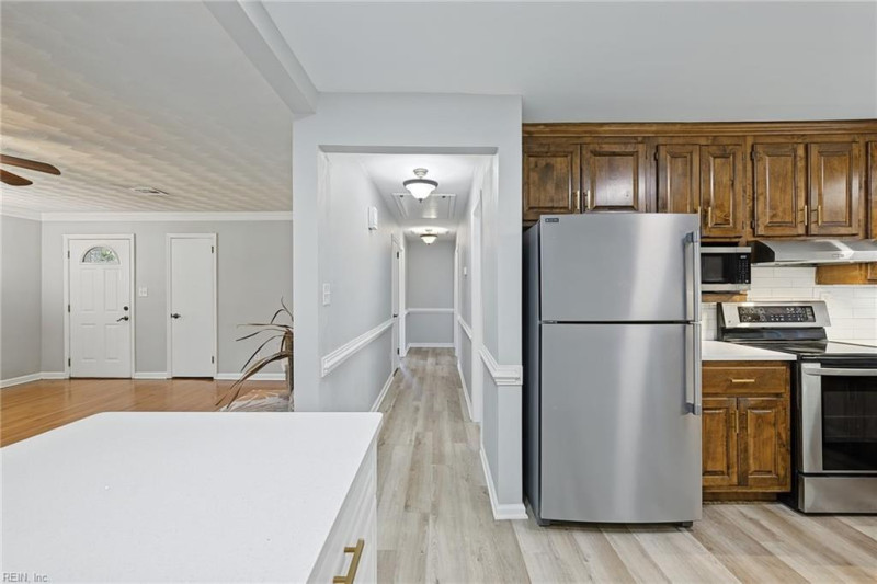 Photo 26 of 43 residential for sale in Chesapeake virginia