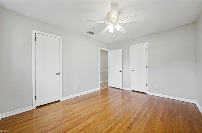 Photo 31 of 43 residential for sale in Chesapeake virginia