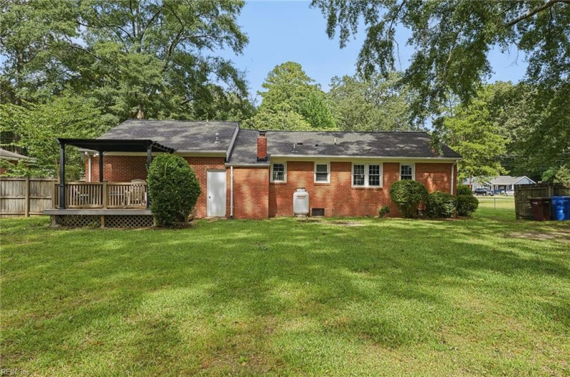 Photo 35 of 43 residential for sale in Chesapeake virginia