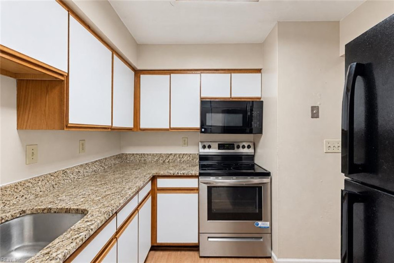 Photo 7 of 22 residential for sale in Norfolk virginia