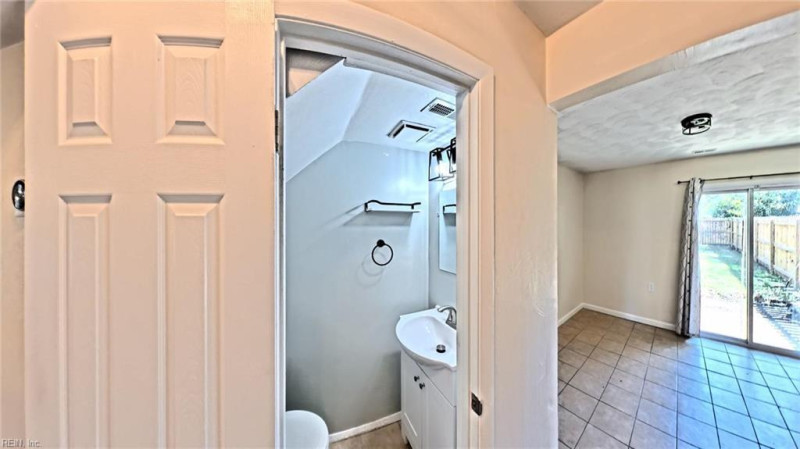 Photo 11 of 28 residential for sale in Virginia Beach virginia Photo 11 of 28 residential for sale in Virginia Beach virginia