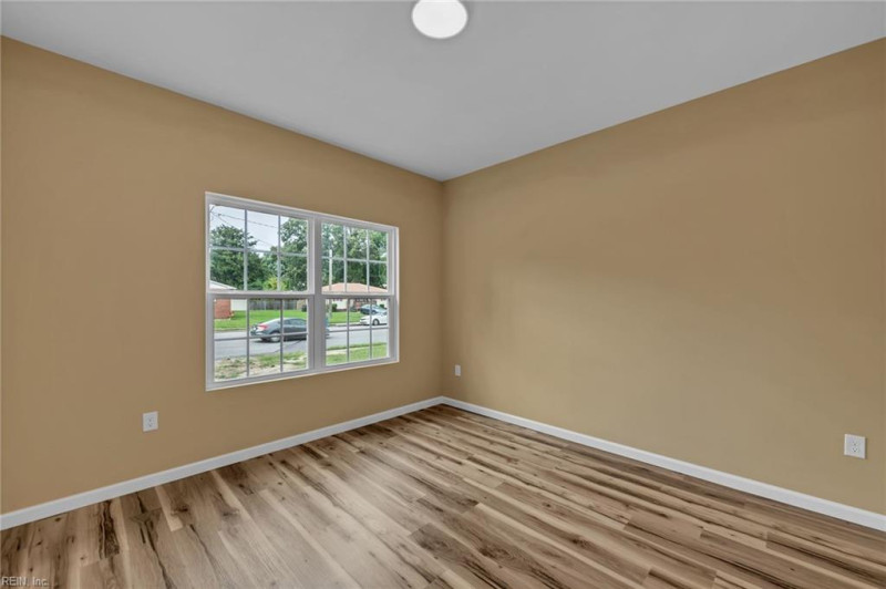 Photo 12 of 49 residential for sale in Newport News virginia