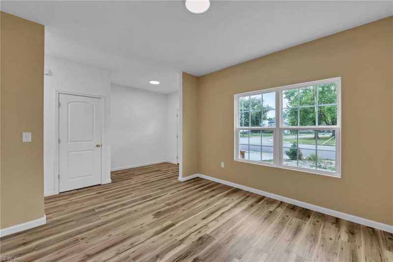 Photo 13 of 49 residential for sale in Newport News virginia