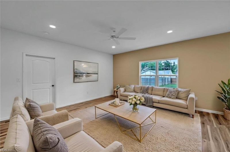 Photo 14 of 49 residential for sale in Newport News virginia