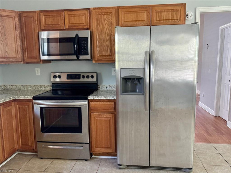 Photo 14 of 39 residential for sale in Norfolk virginia