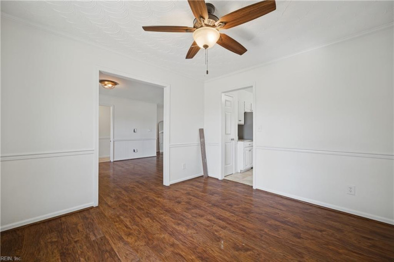 Photo 12 of 43 residential for sale in Moyock virginia