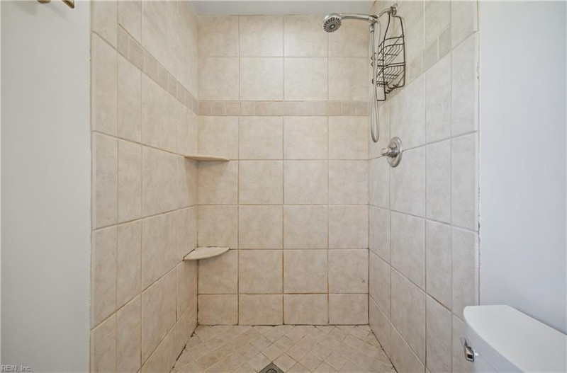Photo 31 of 43 residential for sale in Moyock virginia