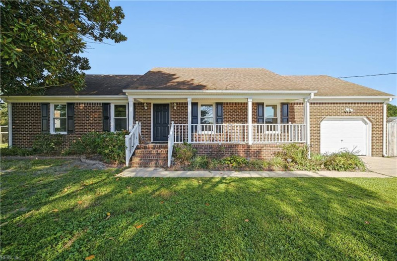 Photo 4 of 43 residential for sale in Moyock virginia