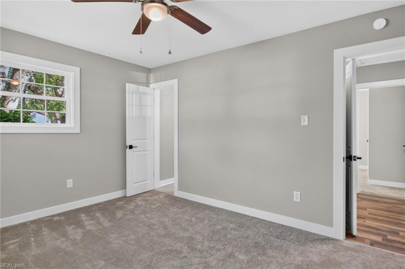 Photo 22 of 33 residential for sale in Hampton virginia