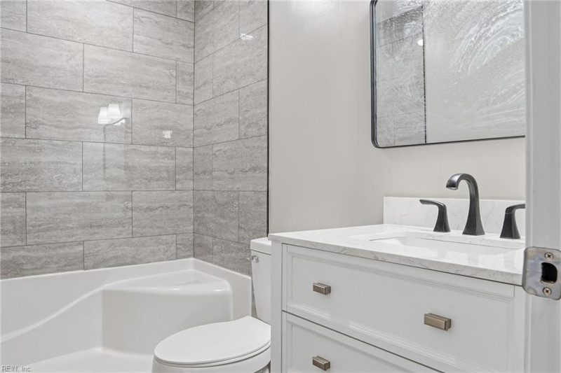 Photo 20 of 31 residential for sale in Hampton virginia
