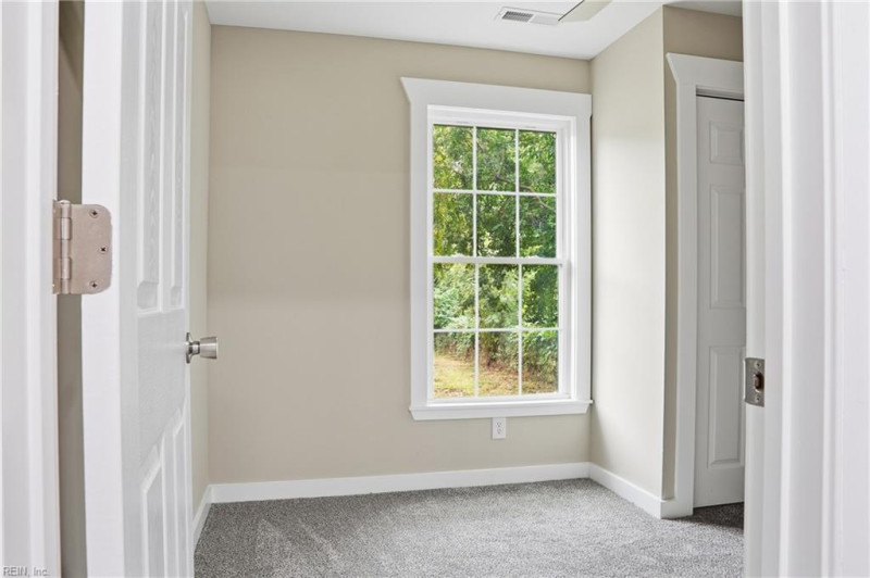 Photo 21 of 31 residential for sale in Hampton virginia