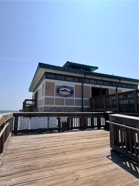 Photo 25 of 31 residential for sale in Hampton virginia