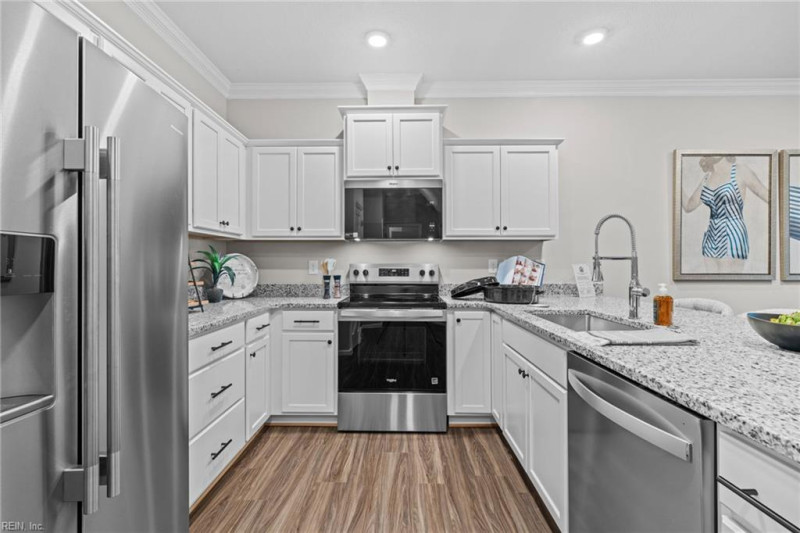 Photo 14 of 27 residential for sale in Suffolk virginia