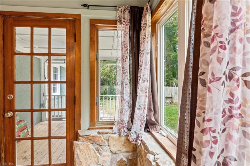 Photo 19 of 44 residential for sale in Pasquotank County virginia