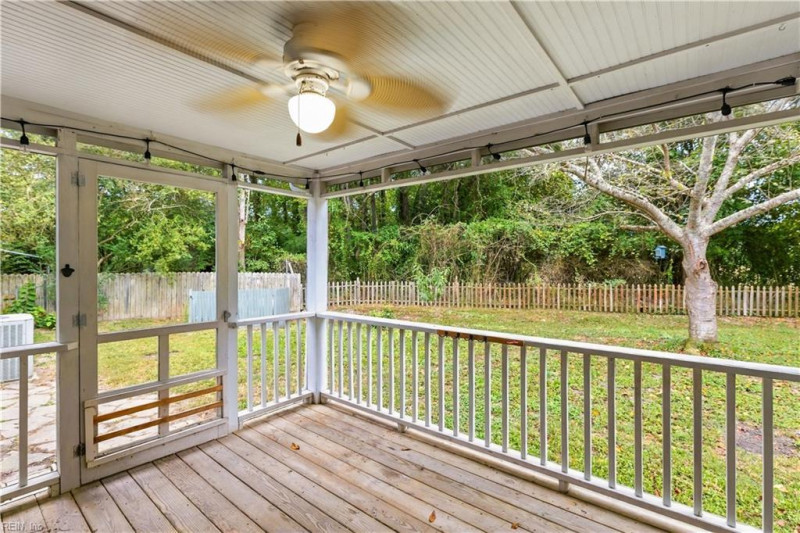 Photo 35 of 44 residential for sale in Pasquotank County virginia
