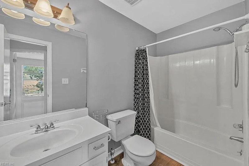 Photo 9 of 13 residential for sale in Virginia Beach virginia Photo 9 of 13 residential for sale in Virginia Beach virginia