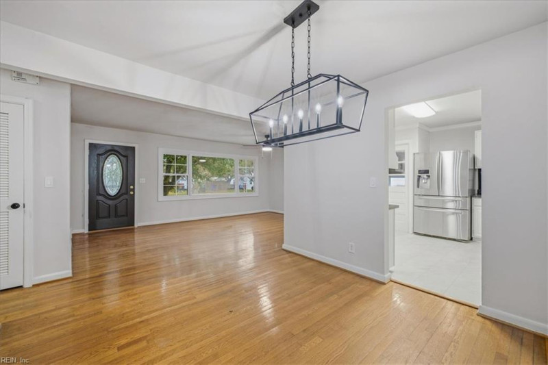 Photo 10 of 44 residential for sale in Norfolk virginia