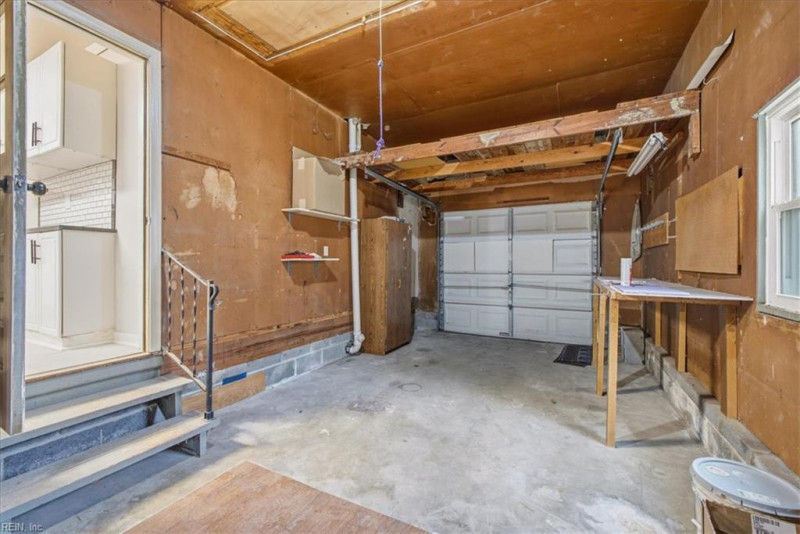 Photo 19 of 44 residential for sale in Norfolk virginia