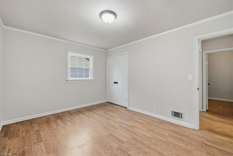 Photo 22 of 44 residential for sale in Norfolk virginia