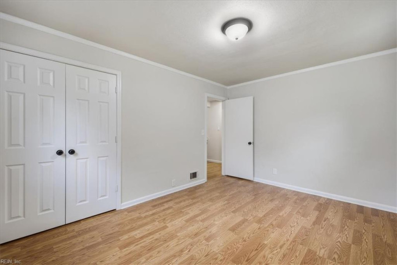 Photo 23 of 44 residential for sale in Norfolk virginia