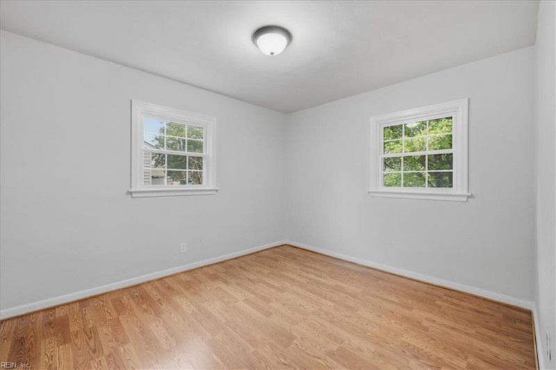 Photo 29 of 44 residential for sale in Norfolk virginia