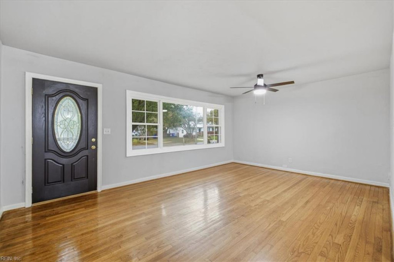 Photo 6 of 44 residential for sale in Norfolk virginia