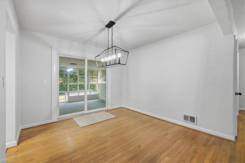 Photo 8 of 44 residential for sale in Norfolk virginia