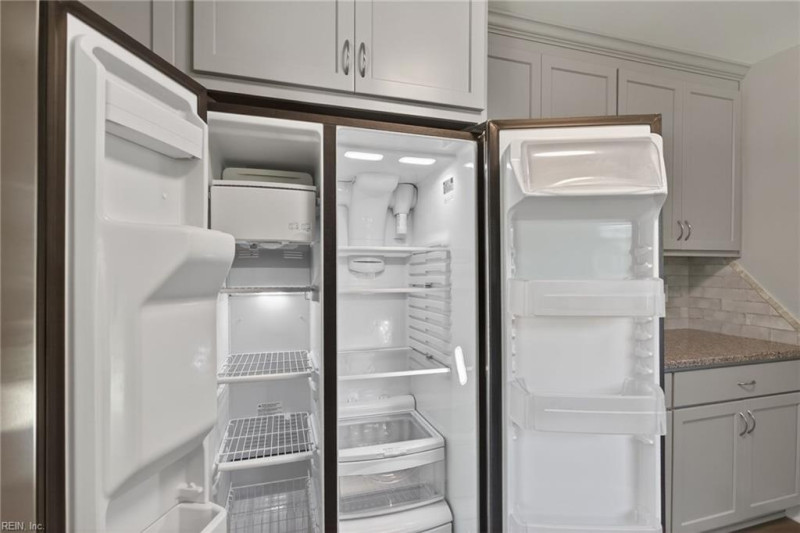 Photo 14 of 34 residential for sale in Newport News virginia